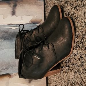 TOMS Black Heel Lace-up Ankle Boots 8W